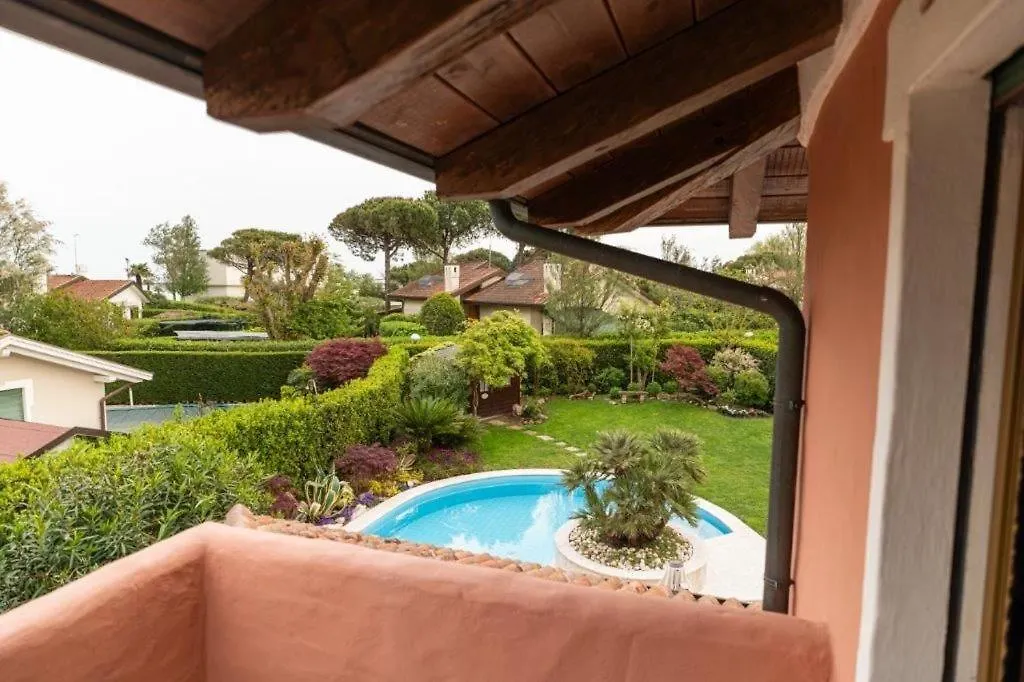 Toscana Albarella Island 0*,  Italia
