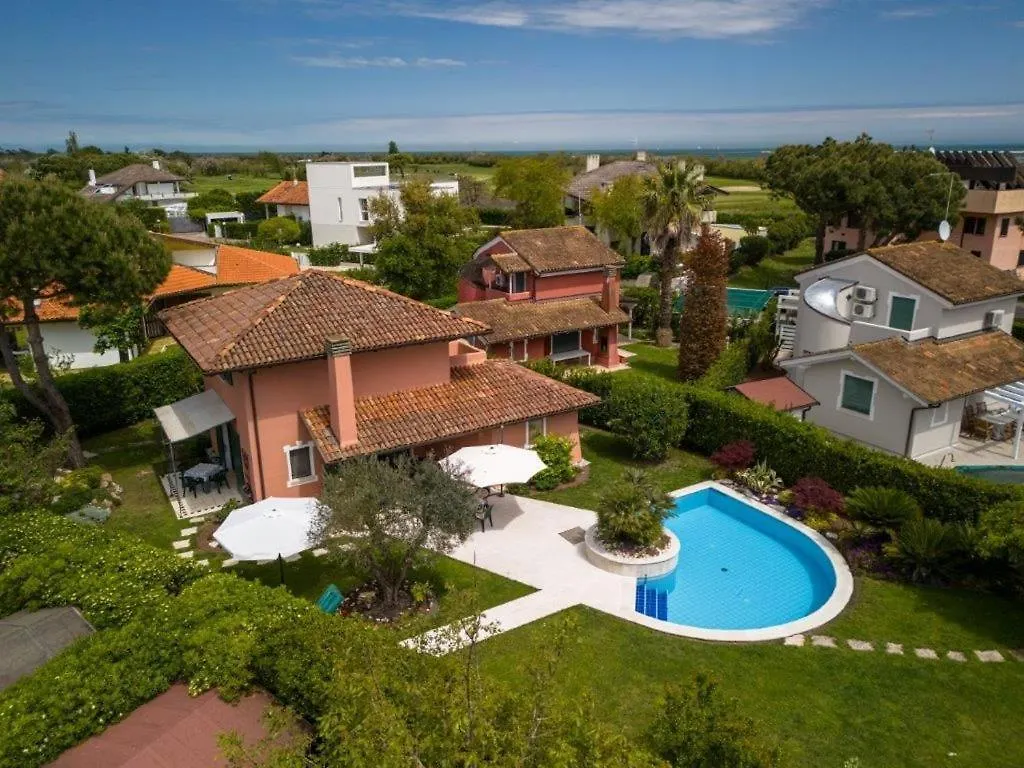 Toscana Albarella Island